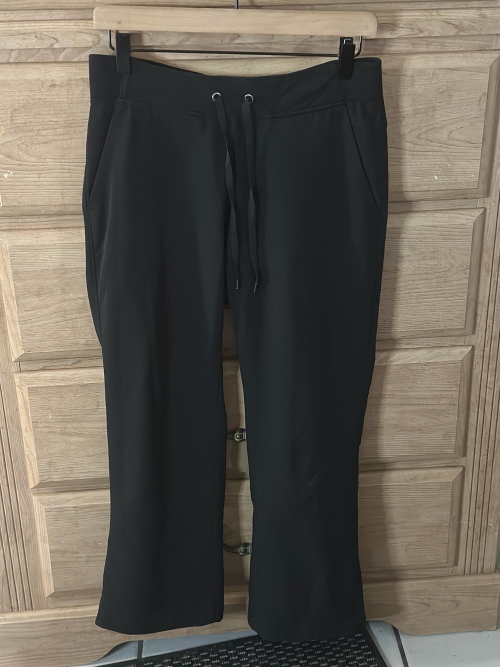 Athleta | Straight Leg Yoga Black Drawstring Waist Band Athleisure Pants | Sz:4
